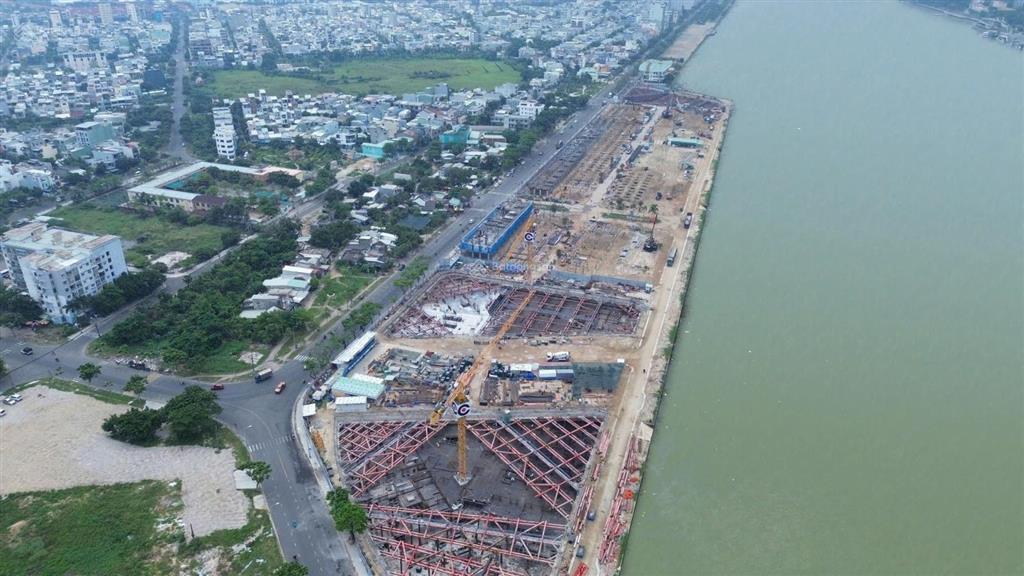 Tôi cần bán lô đất đẹp 2 mặt tiền 158m2 đường bùi quốc khái gần bãi tắm hòa hải q.nh sơn,tp đà nẵng