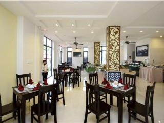 Cần chuyển nhượng khách sạn biển cửa đại hội an , 30 phòng, dòng tiền cho thuê 110 triệu/ tháng