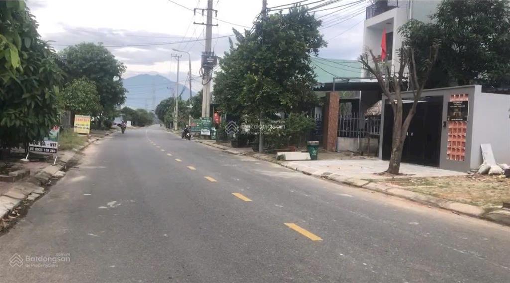 Bán đất mặt tiền kinh doanh hoà liên 3 trục chính thông đường vành đai tây sát nhà hàng tiệc cưới.