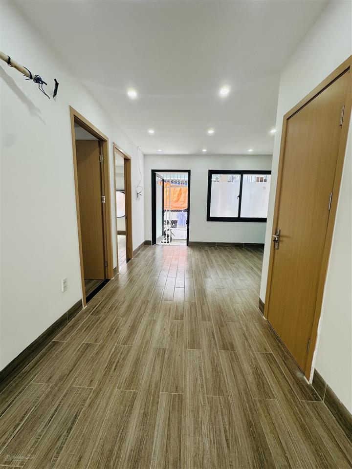 Cho thuê nhà c4 mới kiệt 382 hùng vương, sát siêu thị go, chợ cồn. dt 75m2 ngay trung tâm thành phố