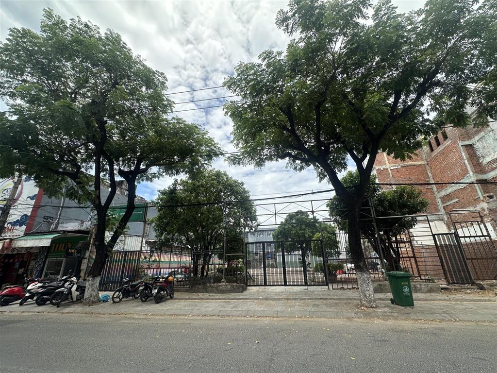 Quỹ đất lớn ngay trung tâm tp đà nẵng  mt đường thái phiên, 1268m2