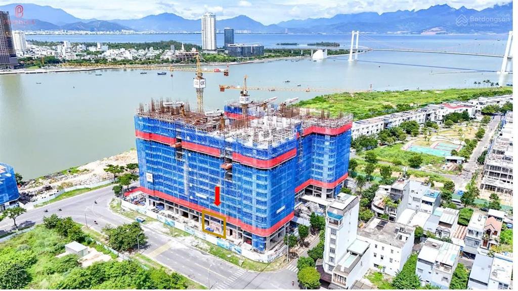Căn góc khối đế peninsula mặt tiền đường 30m hồ hán thương giao bùi dương lịch 21.5 tỷ