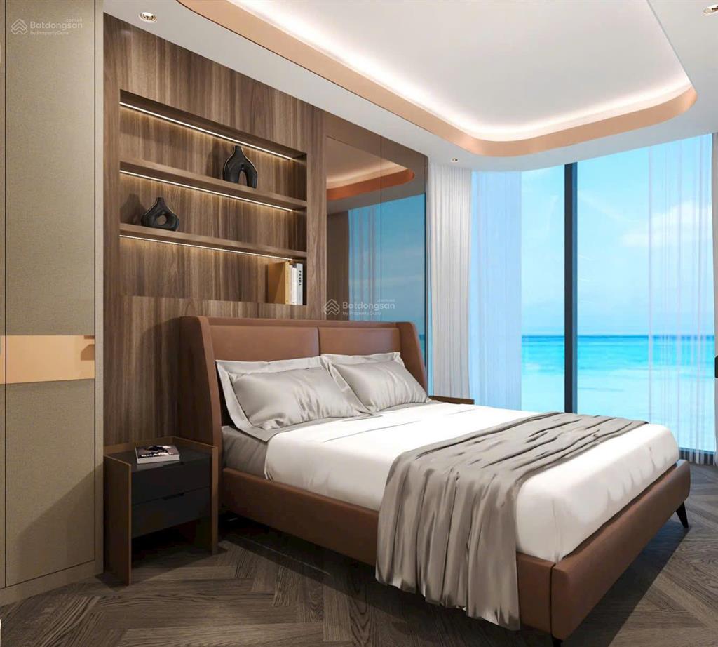 Căn hộ 83m² tầng 9  bàn giao full nội thất, mặt sông view biển  regal complex 4 tỷ 9