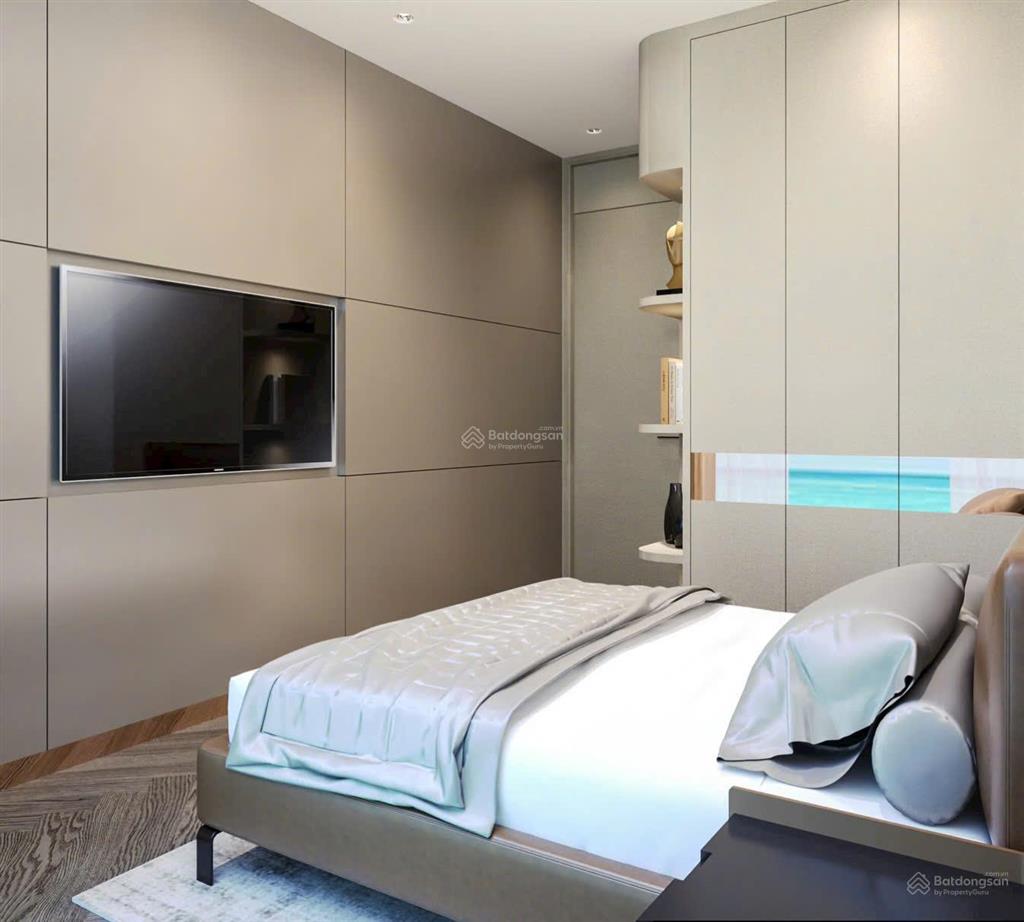 Căn hộ 83m² tầng 9  bàn giao full nội thất, mặt sông view biển  regal complex 4 tỷ 9