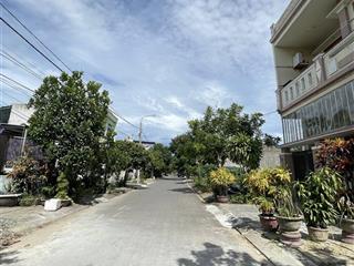 Bán lô đất 90m2 mặt tiền nguyễn tuyển, song song võ chí công, giá 4.6 tỷ