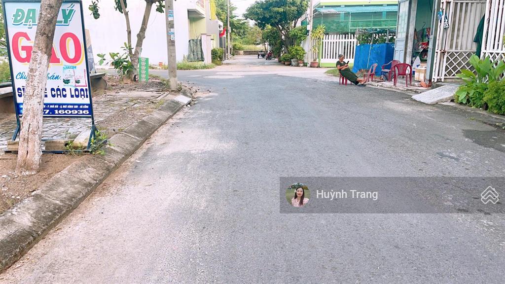 Bán đất biển non nước, mặt tiền đường bùi bỉnh uyên, lô đẹp 100m2 giá chỉ 4.5 tỷ
