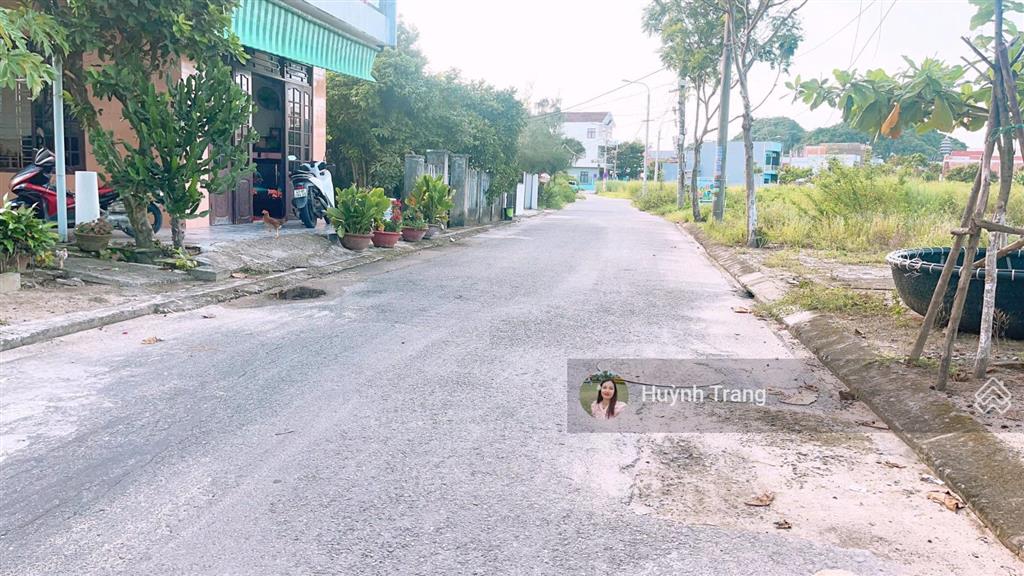 Bán đất biển non nước, mặt tiền đường bùi bỉnh uyên, lô đẹp 100m2 giá chỉ 4.5 tỷ