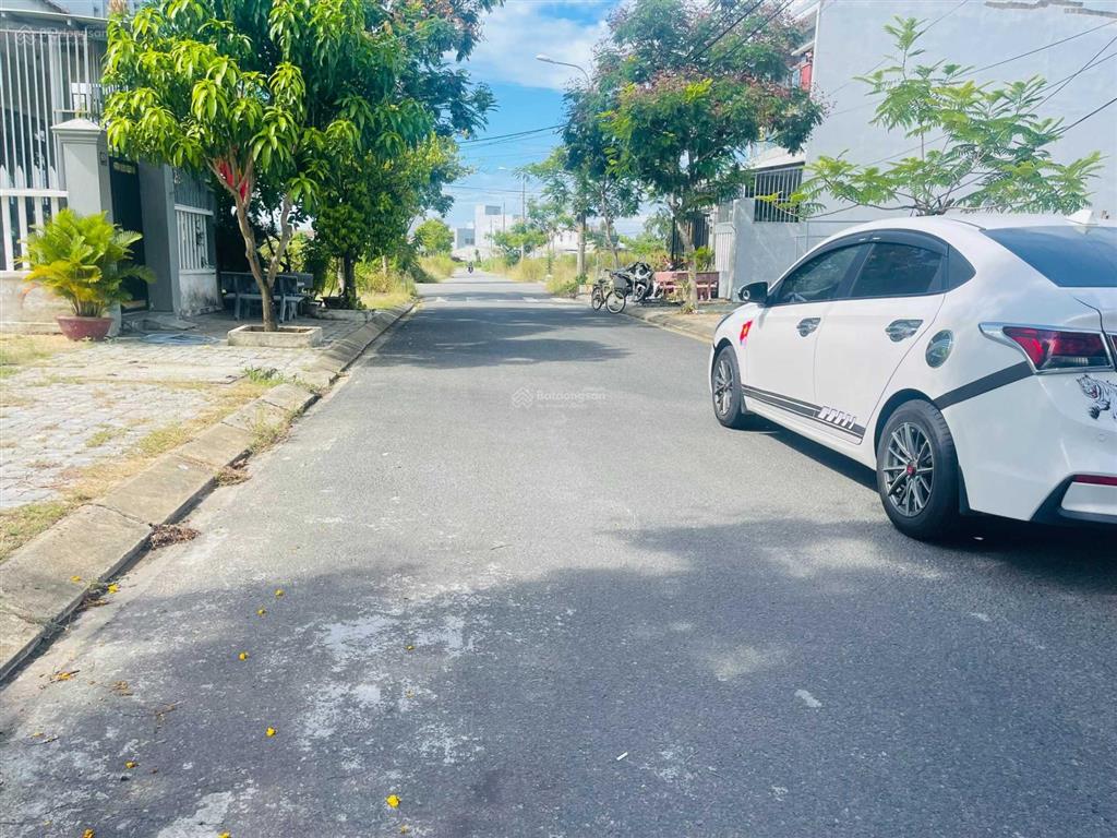 Bán đất biển non nước, mặt tiền đường bùi bỉnh uyên, lô đẹp 100m2 giá chỉ 4.5 tỷ