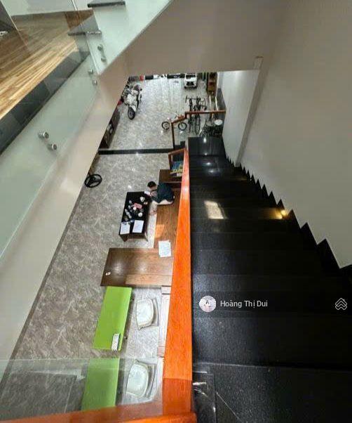 Bán nhà mặt tiền hoàng bật đạt, ngay làng đại học, 103m2 nhà đẹp full nội thất