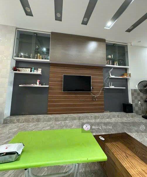 Bán nhà mặt tiền hoàng bật đạt, ngay làng đại học, 103m2 nhà đẹp full nội thất