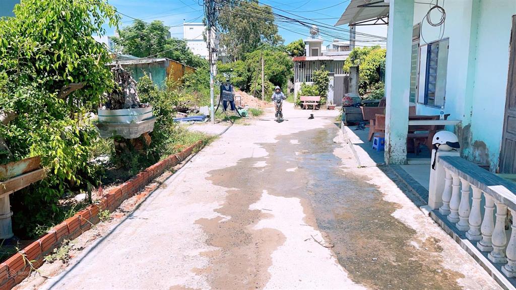 Chính chủ gửi bán lô 3 mặt tiền đường bùi bỉnh uyên  ngũ hành sơn, giá 5,150 tỷ sổ trao tay