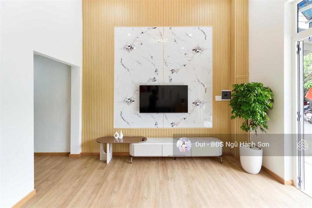 Bán nhà cấp 4 giá chỉ 6,3 tỷ 2 phòng ngủ sổ riêng sơn trà, đà nẵng