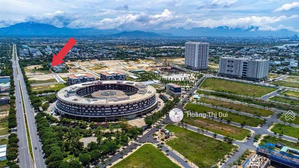 Chính chủ bán đất đẹp 100m2 khu tây nam làng nghề non nước đường 5m5 gần fpt song song võ chí công