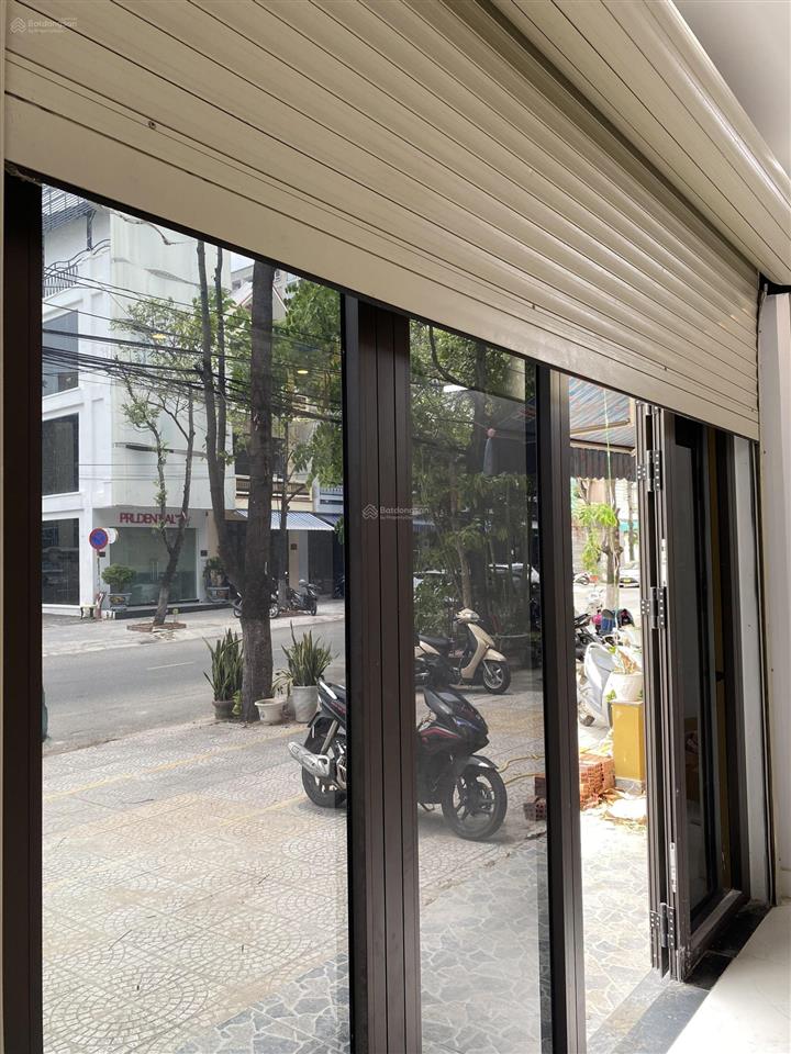 Cho thuê nhà nguyên căn 4 tầng gần toà mornachy và euro villa 1, giá 35 triệu/tháng