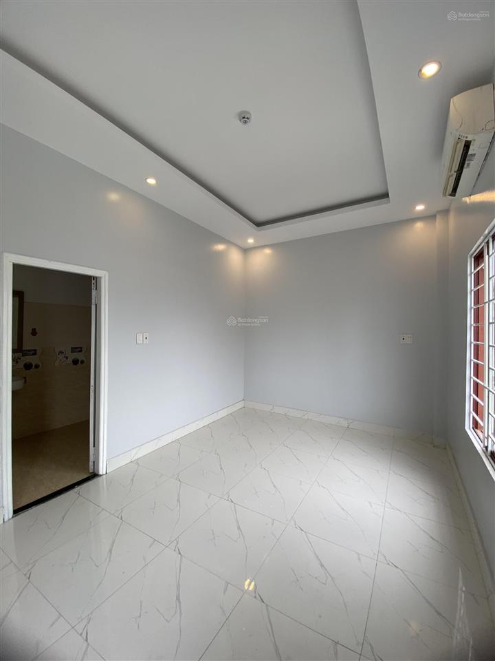 Cho thuê nhà nguyên căn 4 tầng gần toà mornachy và euro villa 1, giá 35 triệu/tháng