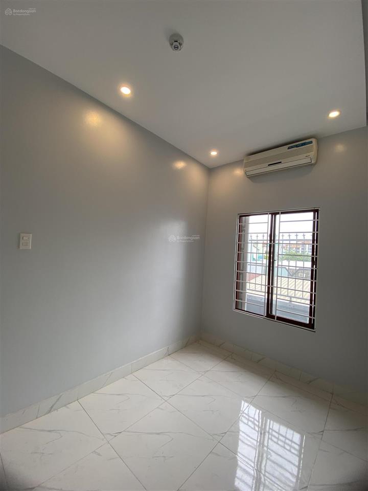 Cho thuê nhà nguyên căn 4 tầng gần toà mornachy và euro villa 1, giá 35 triệu/tháng
