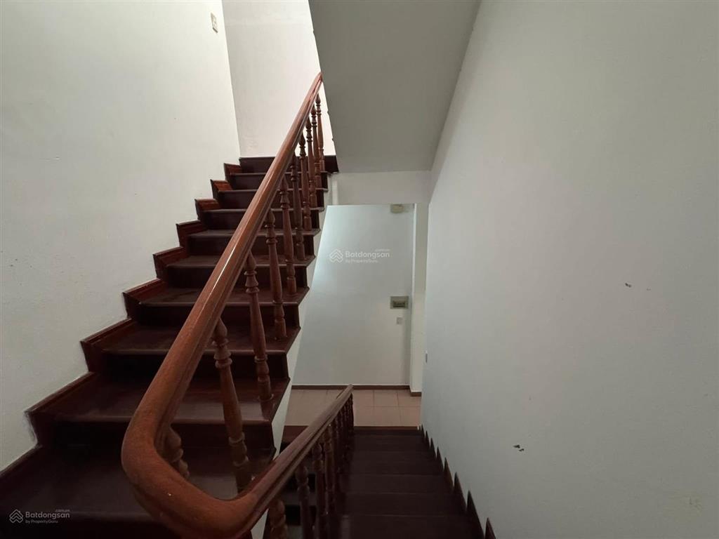 Bán nhà 3 tầng mt nguyễn tất thành hải châu vị trí đẹp kinh doanh