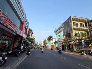 Cho thuê nhà mt hùng vương 6 tầng có thang máy