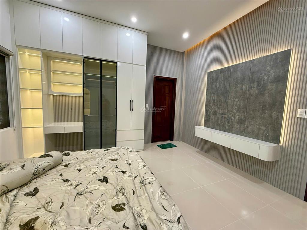Bán nhà 2 lô liền kề số 7577 nguyễn ân  hòa xuân  tp đà nẵng. đối diện công viên