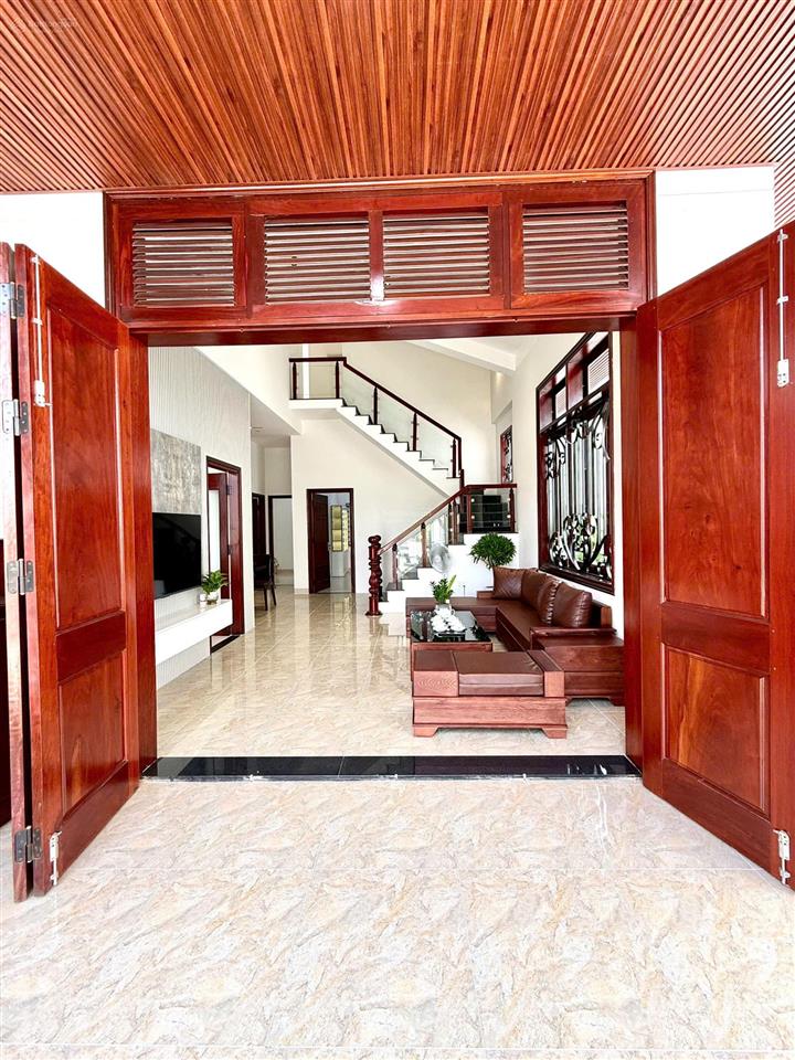 Bán nhà 2 lô liền kề số 7577 nguyễn ân  hòa xuân  tp đà nẵng. đối diện công viên