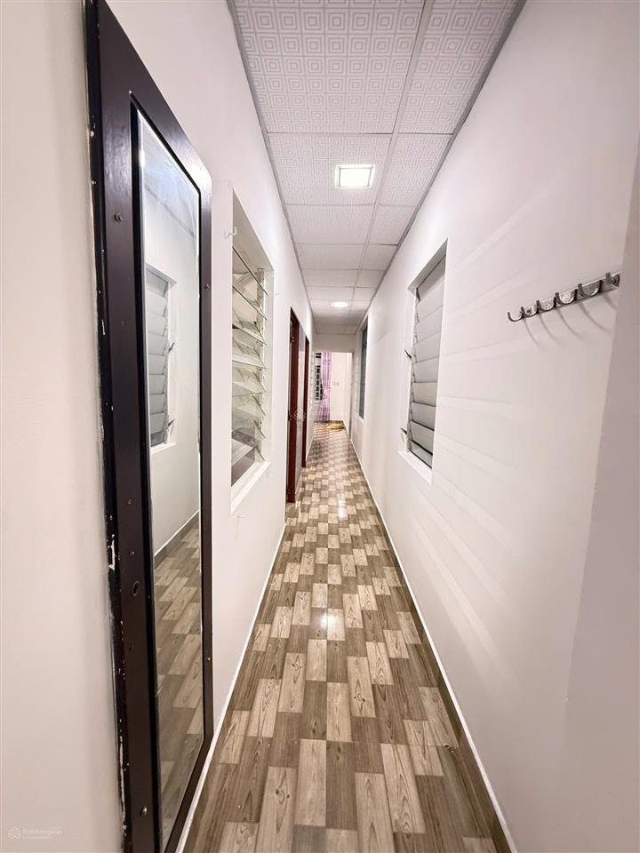 Bán nhà gác lửng 3 pn đường trung hòa 5, dt 100m2, giá 4tỷ5