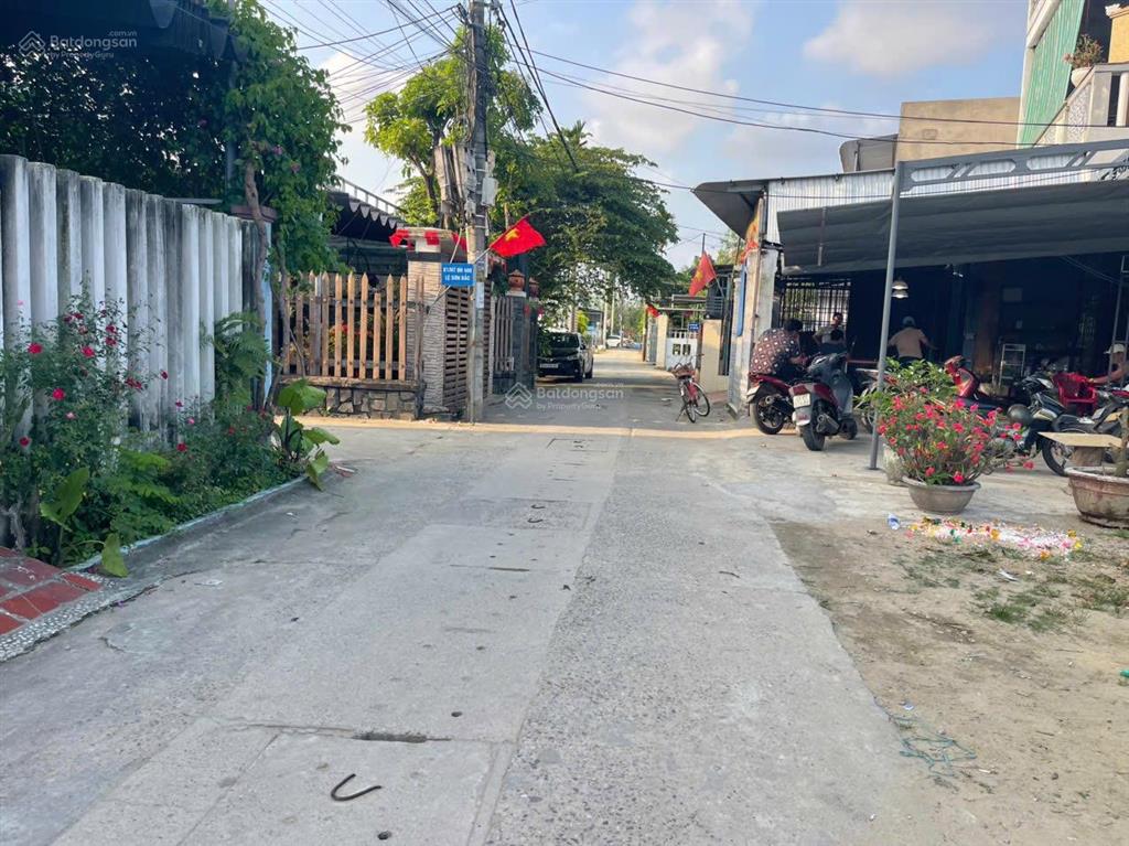 Chính chủ bán lô đất 2 mặt tiền 192m² ngang 8m cách chợ lệ trạch và các trường học 1,2,3, 300m