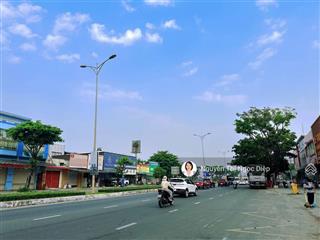 Đất trục đường lớn kinh doanh  mt võ chí công gần cầu nguyễn tri phương