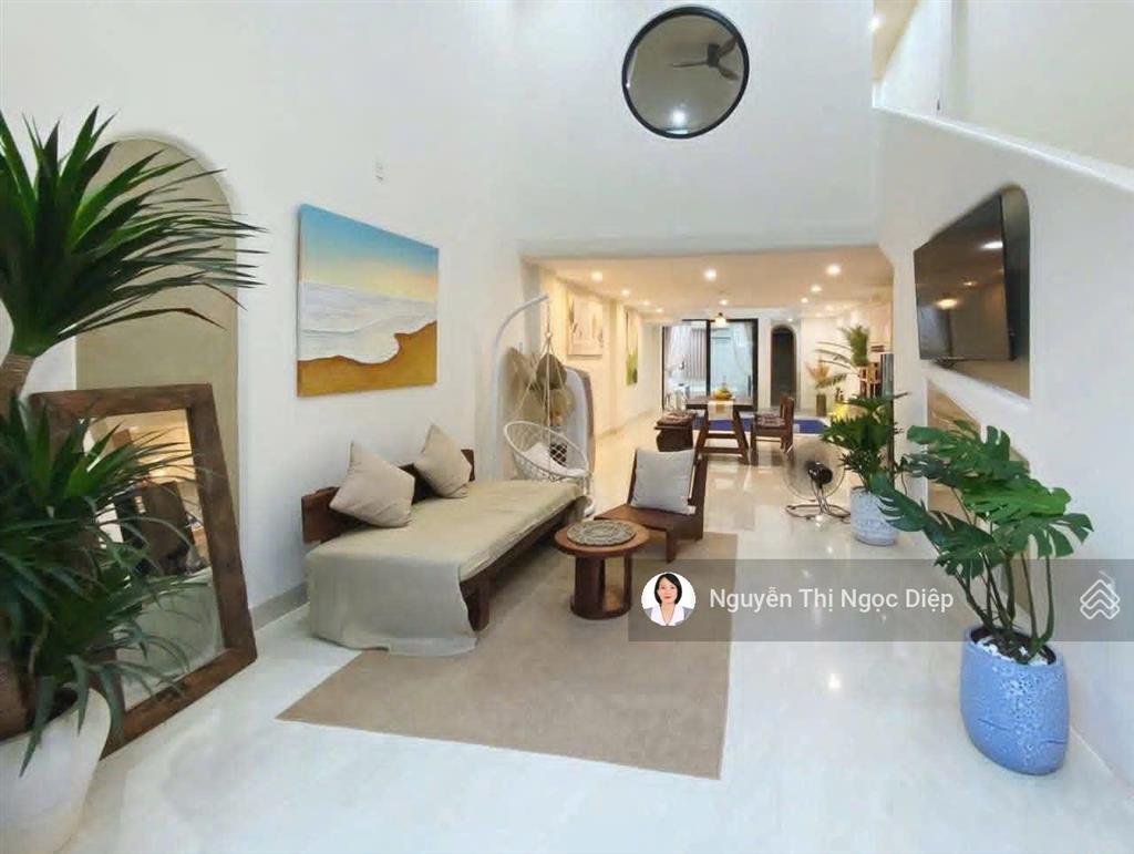 Villa có hồ bơi sơn trà giá còn thương lượng có cho đơn vị vận hành thuê lại