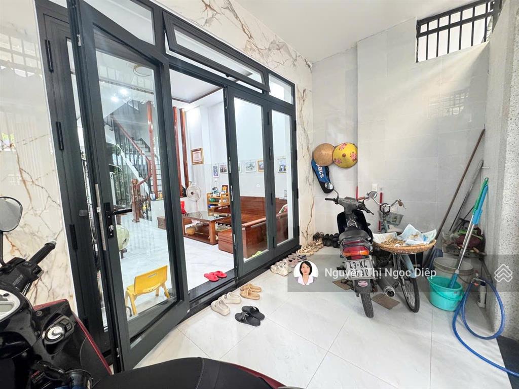 Nhà 3 tầng 3 mê kiên cố trung tâm hải châu giá chủ đang rất cần bán