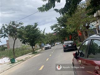 Bán cả 3lô liền kề hoà xuân  đường cồn dầu 19 có bán lẻ giá sập