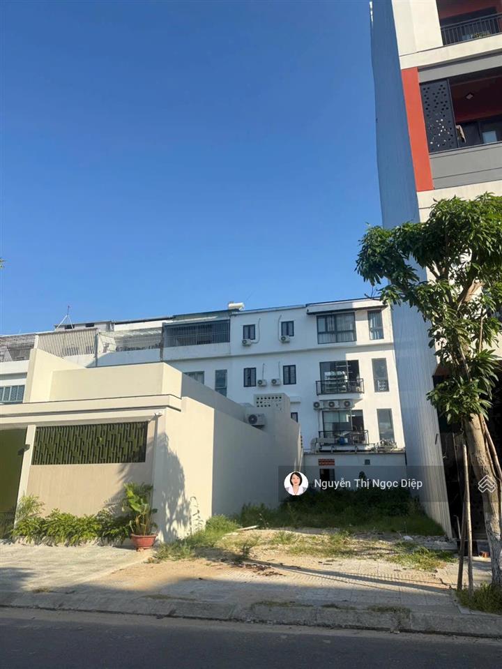 Thị trường tốt giá tốt cho căn nại nam 8  khu phức hợp ngay trung tâm đẹp khu vực đà nẵng