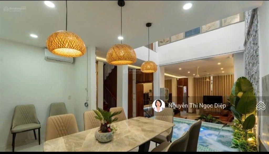 Villa ngay biển mỹ khê  đường trần văn dư thông ra biển  cơ hồ bơi