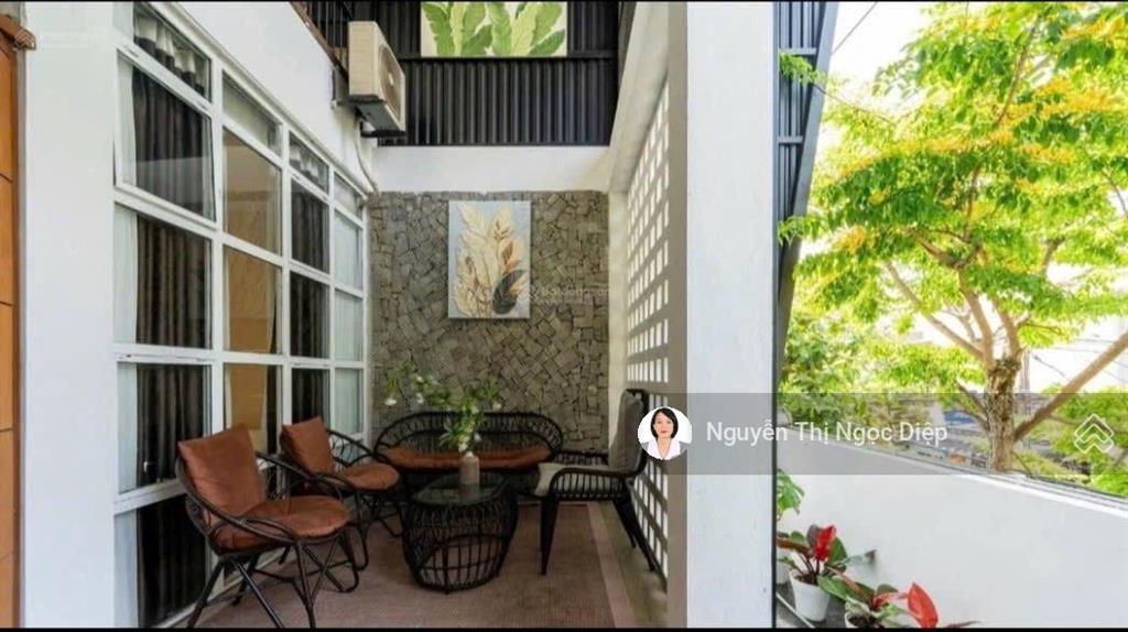 Villa ngay biển mỹ khê  đường trần văn dư thông ra biển  cơ hồ bơi