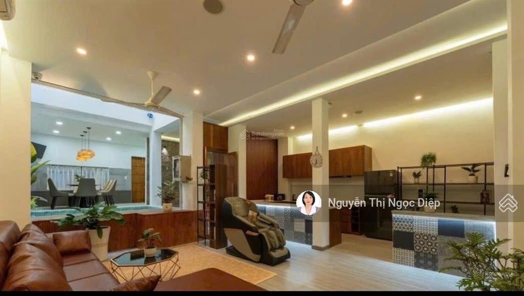 Villa ngay biển mỹ khê  đường trần văn dư thông ra biển  cơ hồ bơi