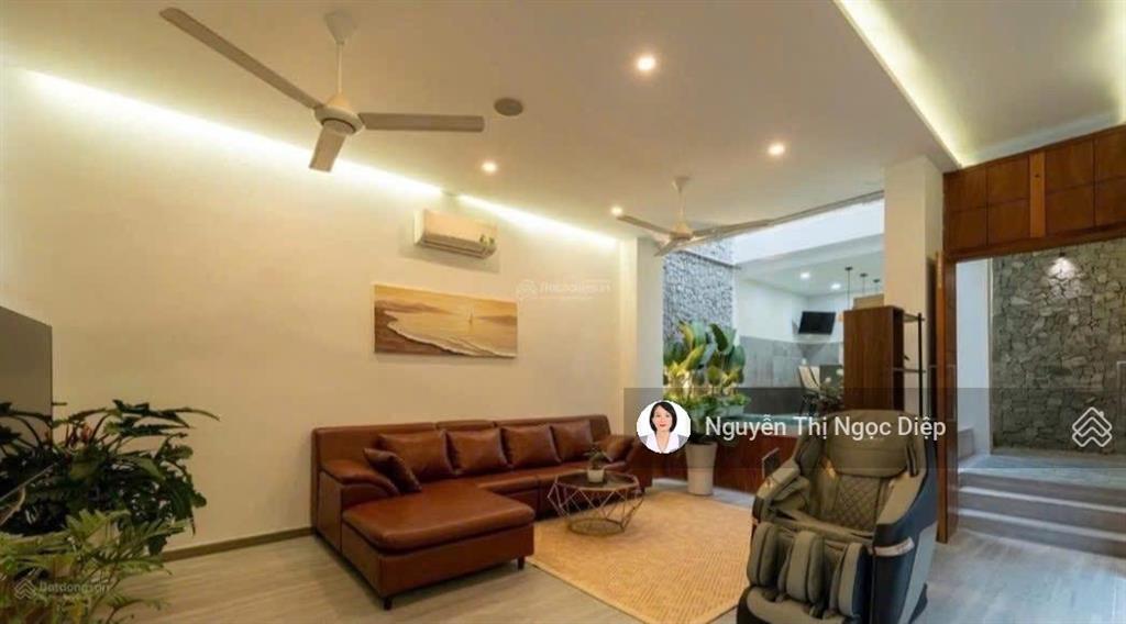 Villa ngay biển mỹ khê  đường trần văn dư thông ra biển  cơ hồ bơi