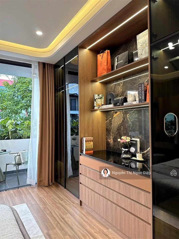 Nhà 3 tầng mới cực kỳ hiện đại  nội thất xịn gần cầu hoà xuân