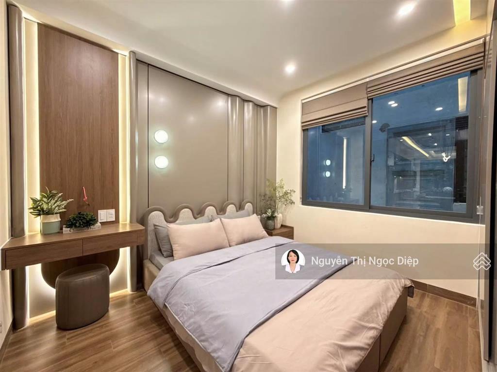 Nhà 3 tầng mới cực kỳ hiện đại  nội thất xịn gần cầu hoà xuân