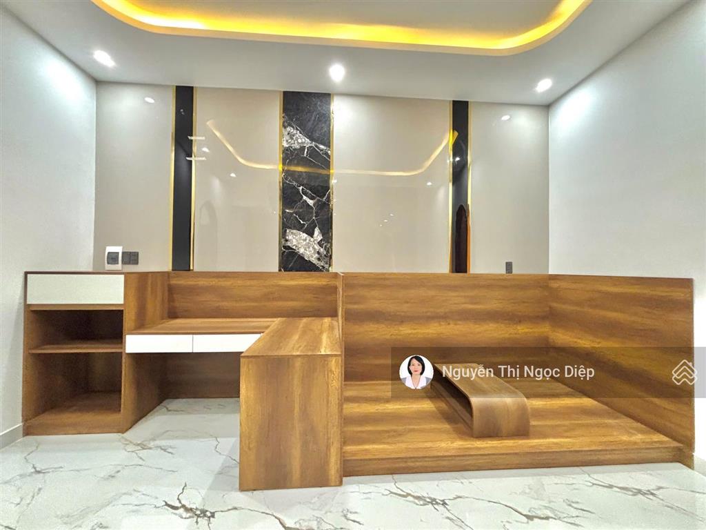 Nếu bạn đang tìm căn nhà để ở, xin đừng bỏ qua căn này, siêu đẹp giá lại hợp lý