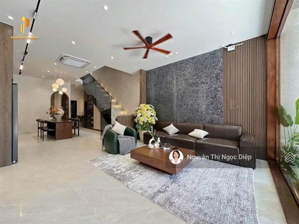 Có những căn nhà vào là muốn ở ngay  mt thanh lương hòa xuân  cực đẹp cực chất