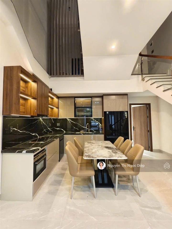 Nhà đẹp hướng đông nam hòa xuân  nhà 3 tầng nội thất xịn