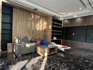 Bán lô góc 2 mặt tiền thanh sơn có nhà 4 tầng  có thang máy  gọi đàm tiến