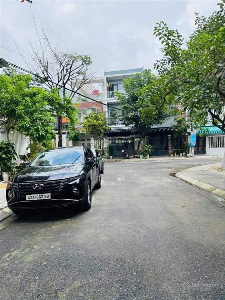 Bán nhà 4 tầng mặt tiền đường tạ mỹ duật gọi đàm tiến