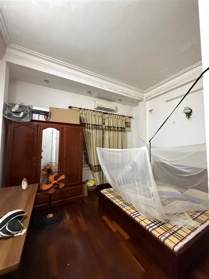 Bán nhà 5 tầng mặt tiền xuân diệu  hướng đông nam  gọi đàm tiến