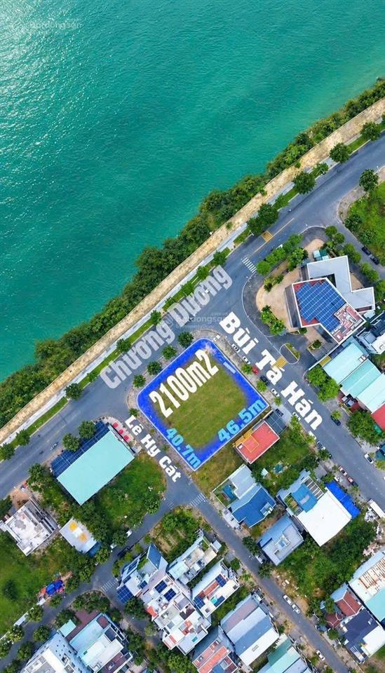 Góc 3 mặt tiền chương dương  diện tích 2100m  đang xin gpxd 20 tầng nổi+ 2 hầm+ tum gọi đàm tiến