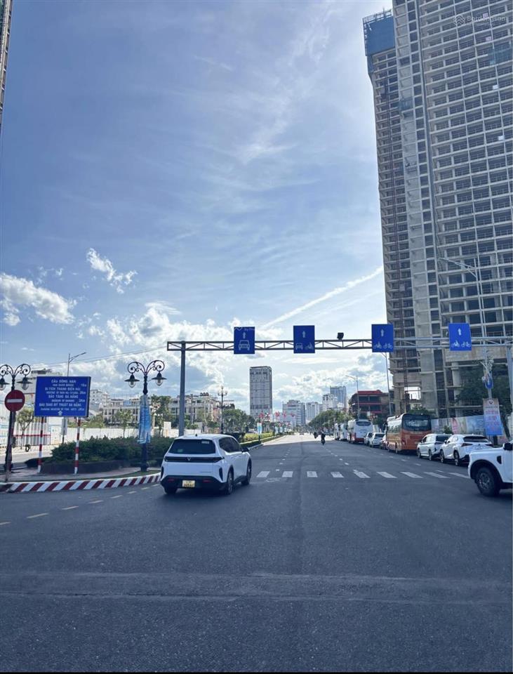 Cho thuê đất 2 mặt tiền trước/sau đường võ nguyên giáp  dt 1000m2 ngang 20m  gọi đàm tiến