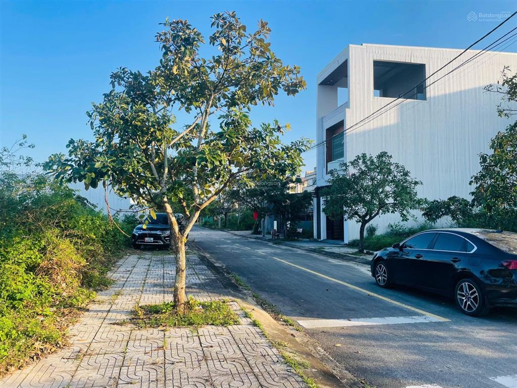 Đất đường trung lập 16  lô đẹp bán nhanh trước tết âm 2025  làm việc chính chủ 0972 700 ***