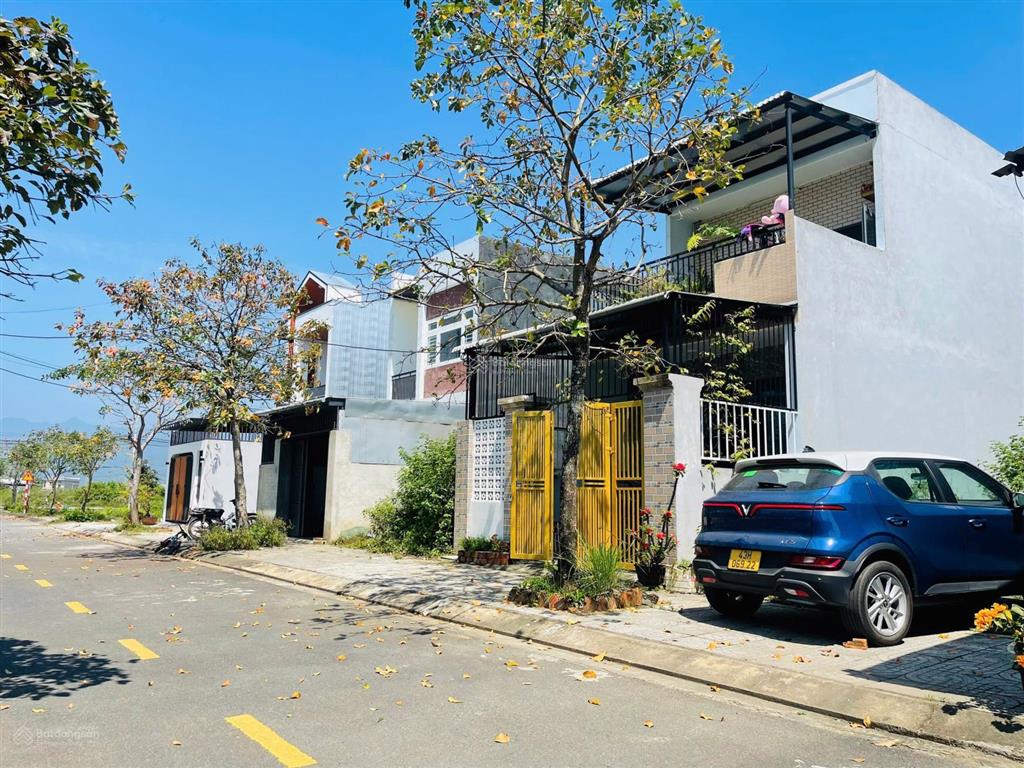 Gấp bán lô đất đường trung lập 15 giá bao rẻ chỉ 3.650 tỷ view công viên, bán gấp trả bank