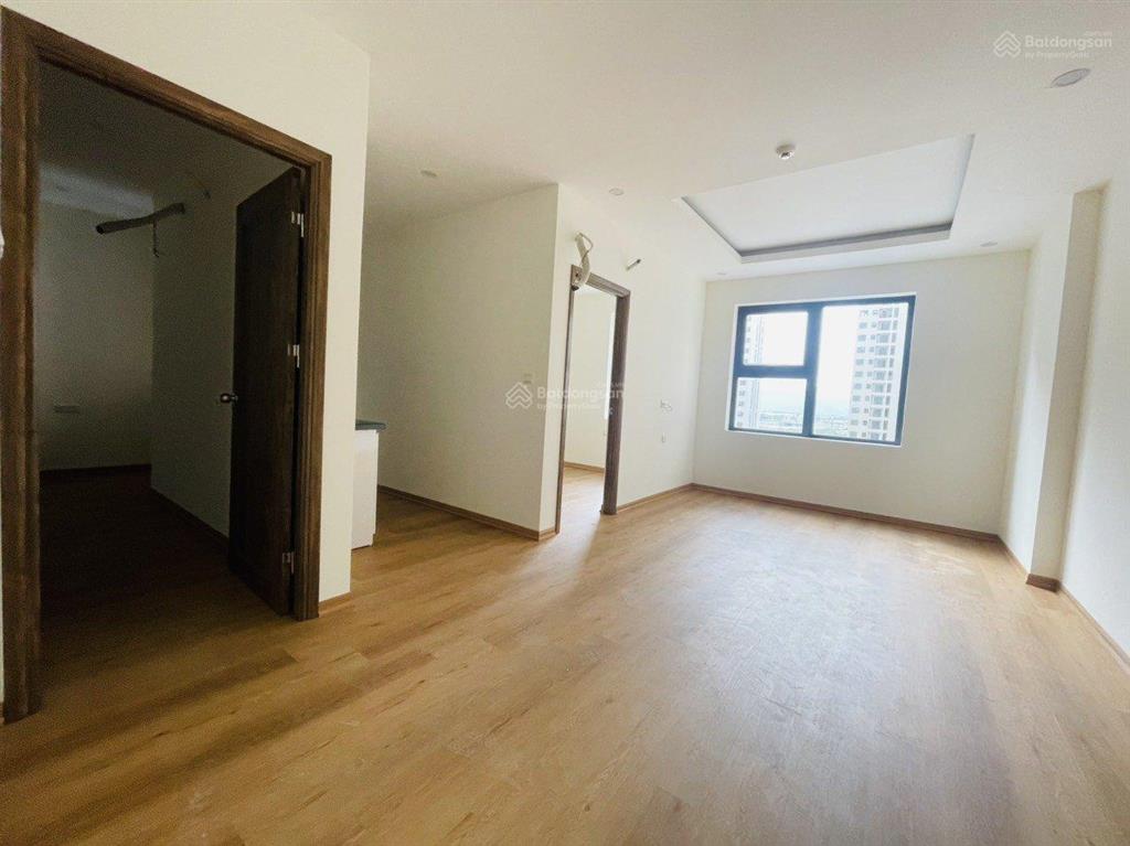 Ngộp bank bán gấp căn 2pn  2wc, sổ hồng, chung cư ori garden, cách vinhomes làng vân 4km