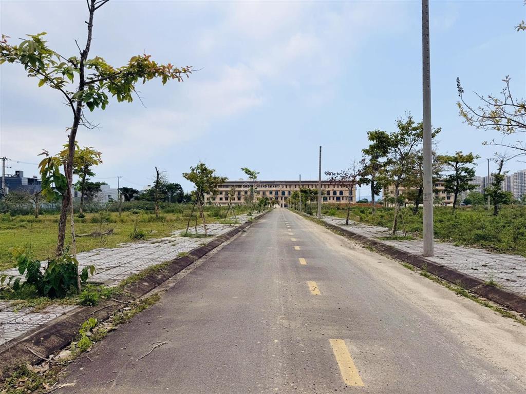 Bán đất nền dự án dragon smart city, liên chiểu, đà nẵng, chỉ 3,3 tỷ/100m2, nắm chủ 0972 700 ***