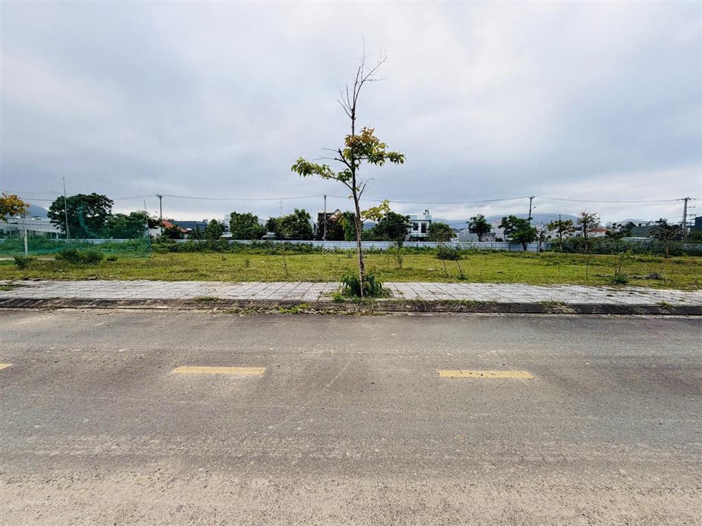 Bán đất nền dự án dragon smart city, liên chiểu, đà nẵng, chỉ 3,3 tỷ/100m2, nắm chủ 0972 700 ***